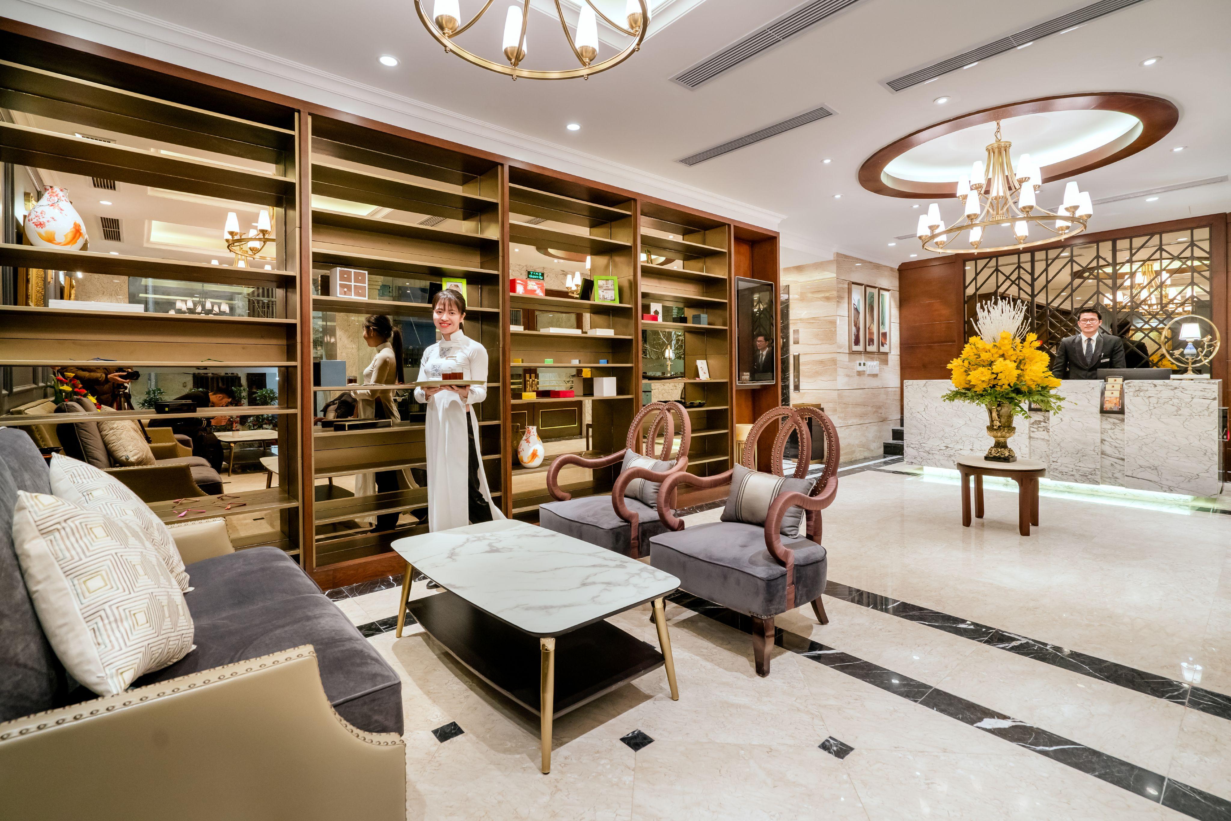 האנוי Conifer Grand Hotel מראה חיצוני תמונה