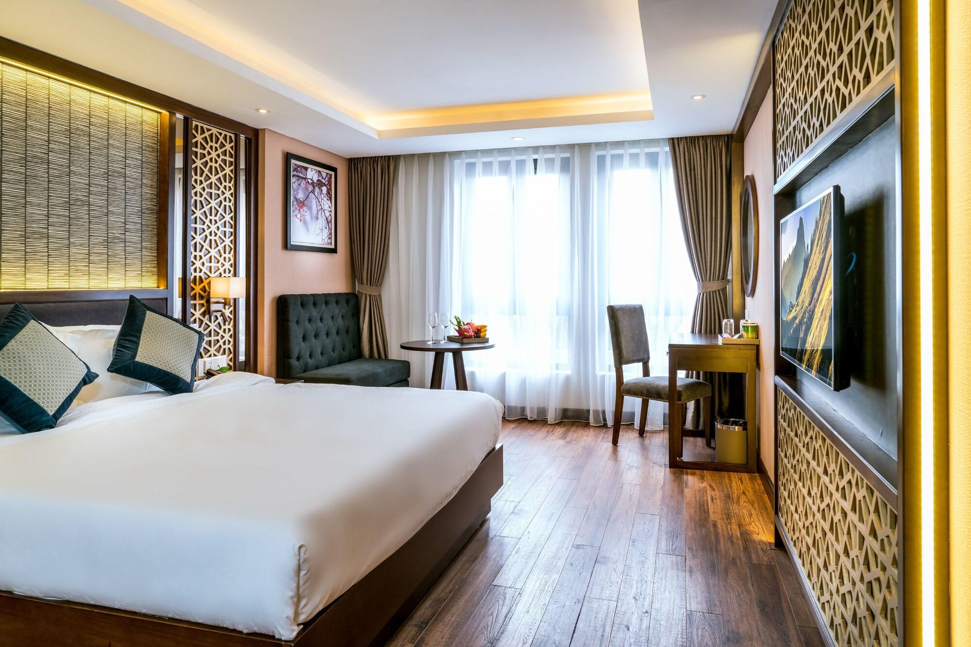 האנוי Conifer Grand Hotel מראה חיצוני תמונה